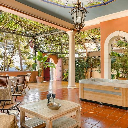 Scorpios Mansion / Downtown Skala / Seaside Villa Exterior photo